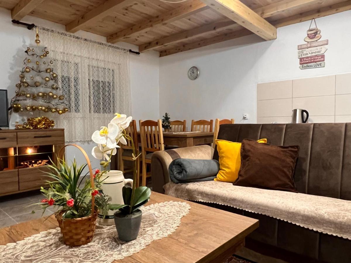 Laf Guest House Kolasin Exterior photo